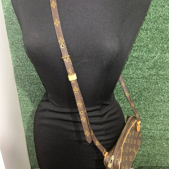 Louis Vuitton Handbags - Louis‎ Vuitton Monogram Marly Bando